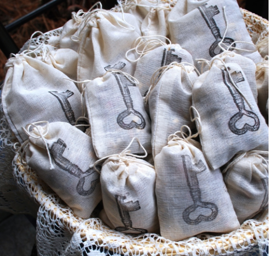 Sachet bags with witch hazel as the secret ingredient